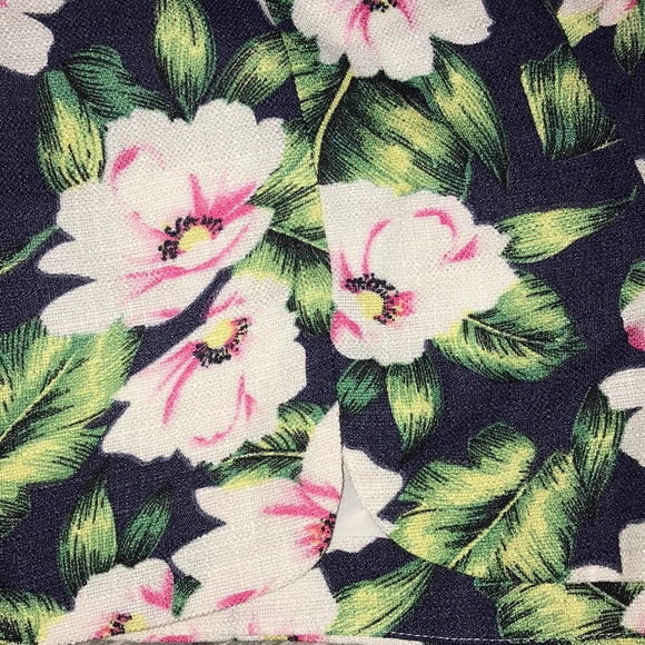 Love Riche Patterned Shorts - Picture 2 of 2